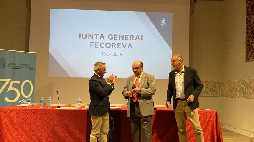 Los regantes de las tres provincias de la Comunidad hacen frente común contra el recorte del trasvase
