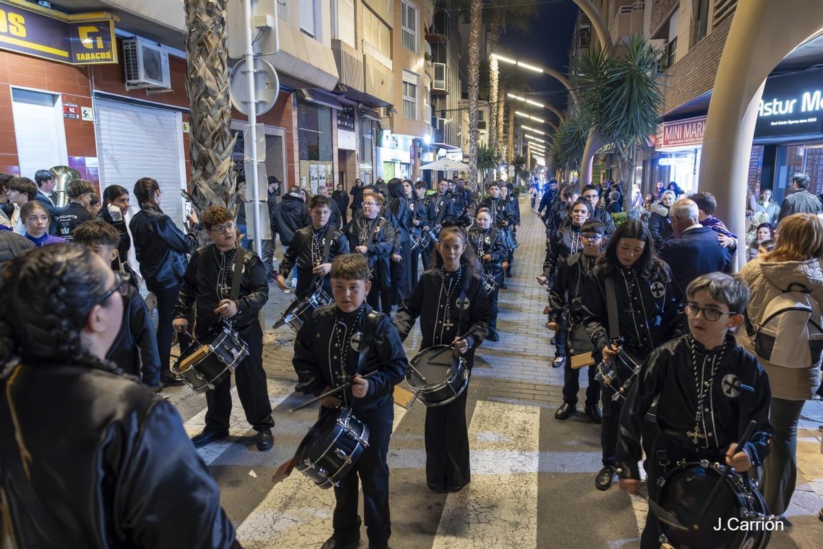 Aquí están las imágenes de la procesión de Lunes Santo de Torrevieja 2026 con sus seis cofradías Aquí están las imágenes de la procesión de Lunes Santo de Torrevieja 2026 con sus seis cofradías