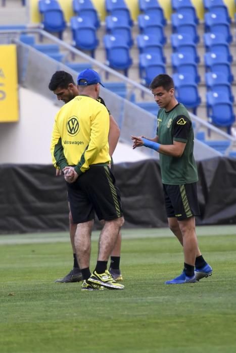 DEPORTES 05-03-19  LAS PALMAS DE GRAN CANARIA.  Primer entrenamiento de Pepe Mel. FOTOS: JUAN CASTRO