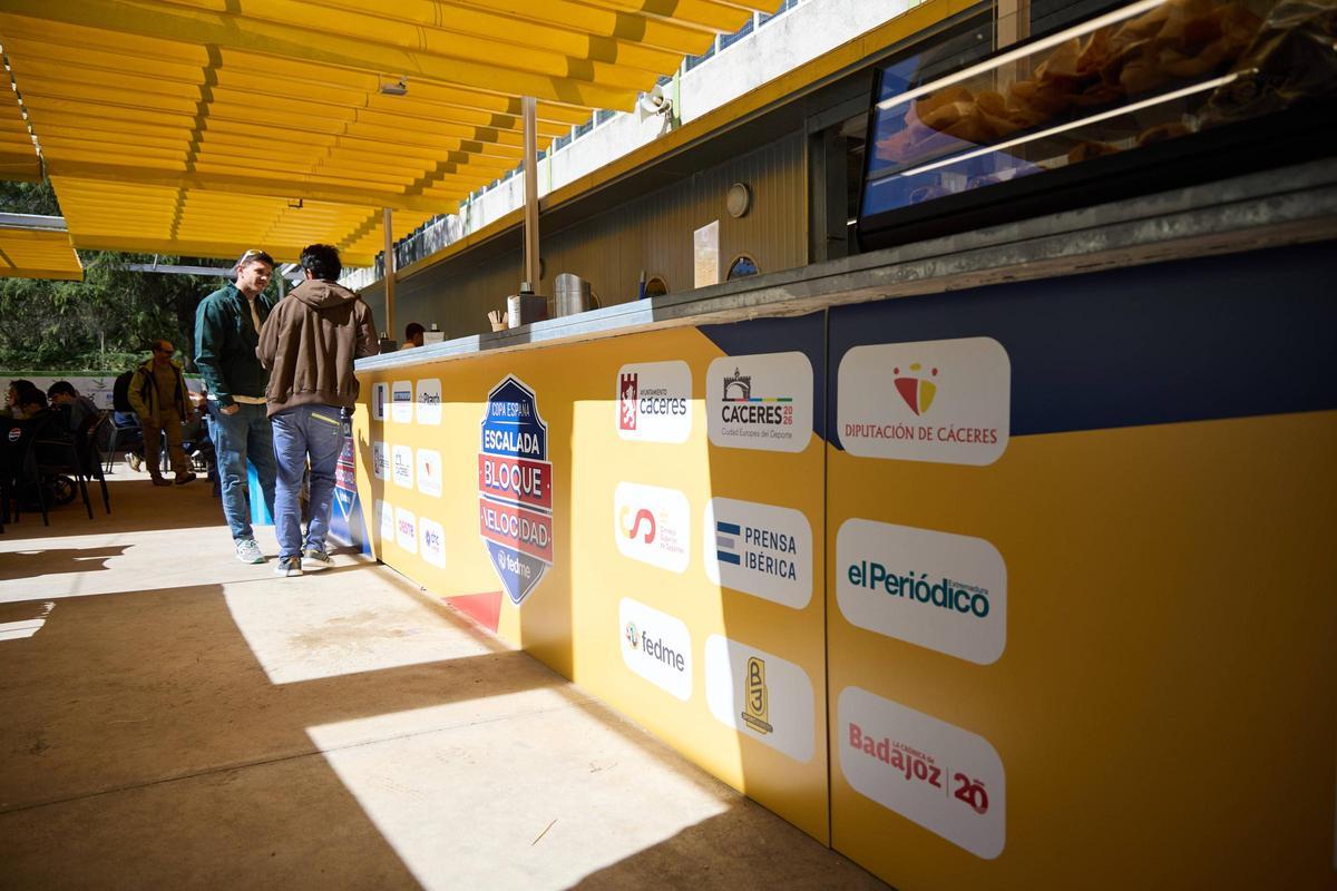 FOTOGALERÍA. Ambiente en Cáceres en la Copa de España de Escalada