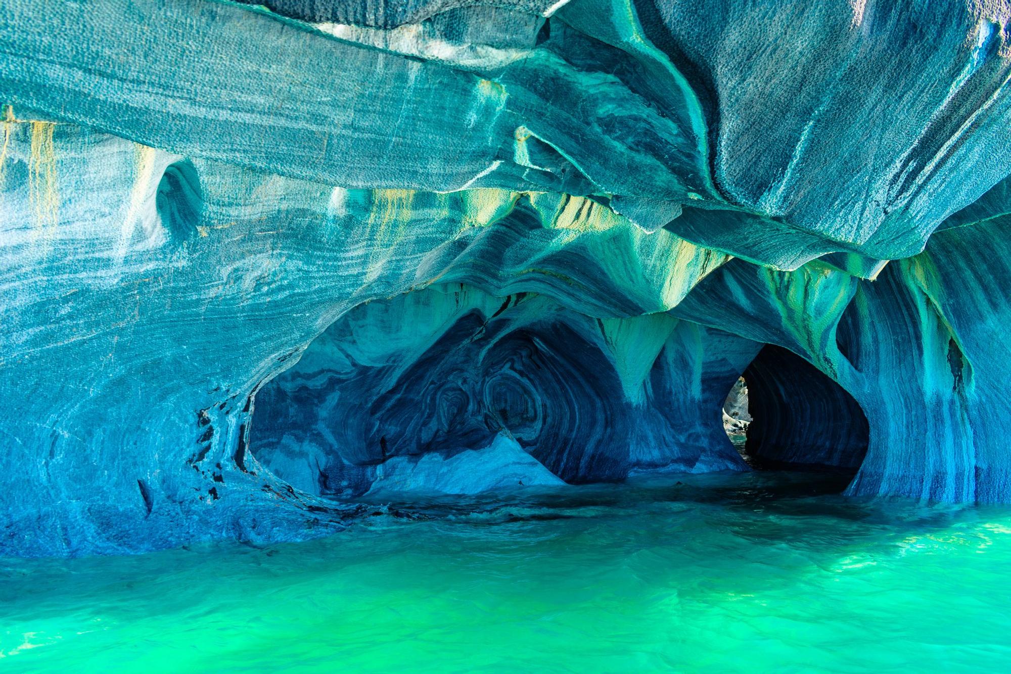 Cavernas de mármol en el lago General Carrera en Chile.