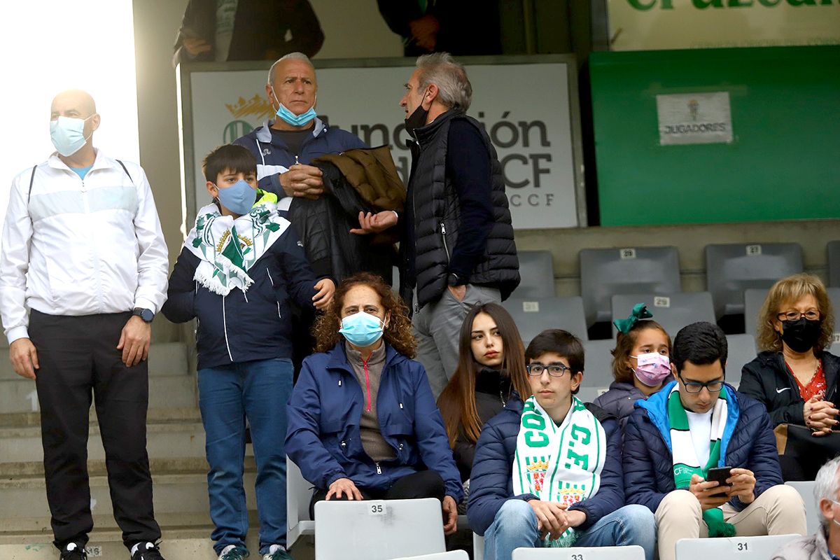 Córdoba CF - San Roque: Las imágenes de la afición en el Arcángel