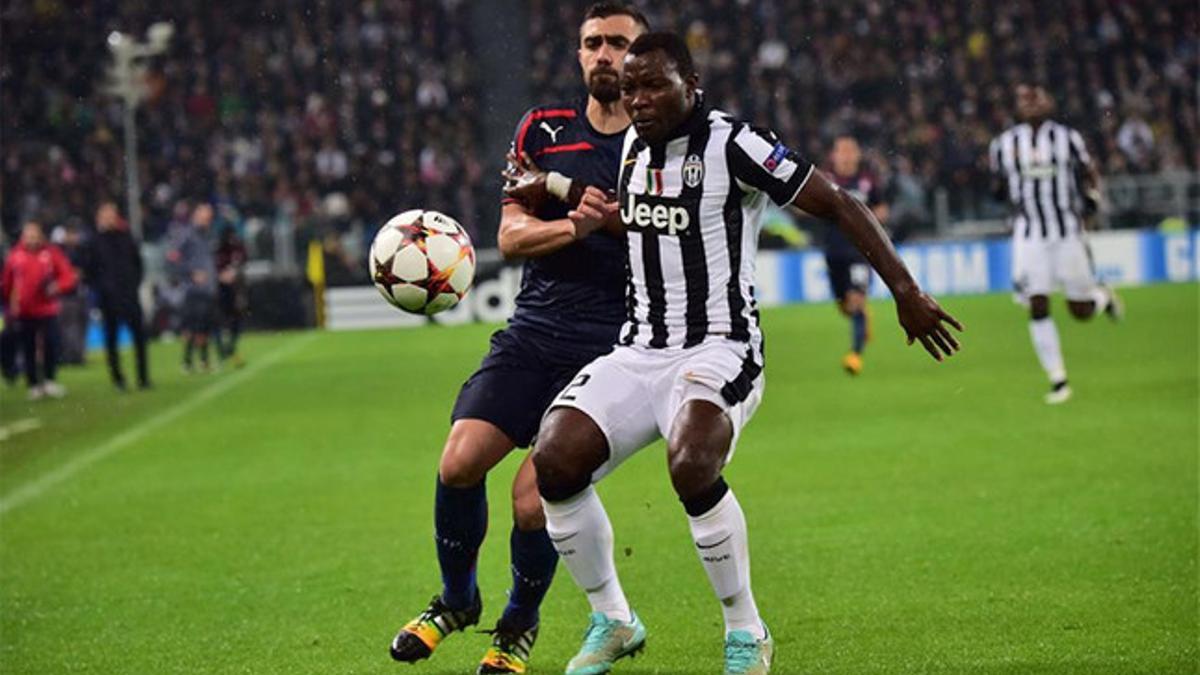 Asamoah será operado en Barcelona