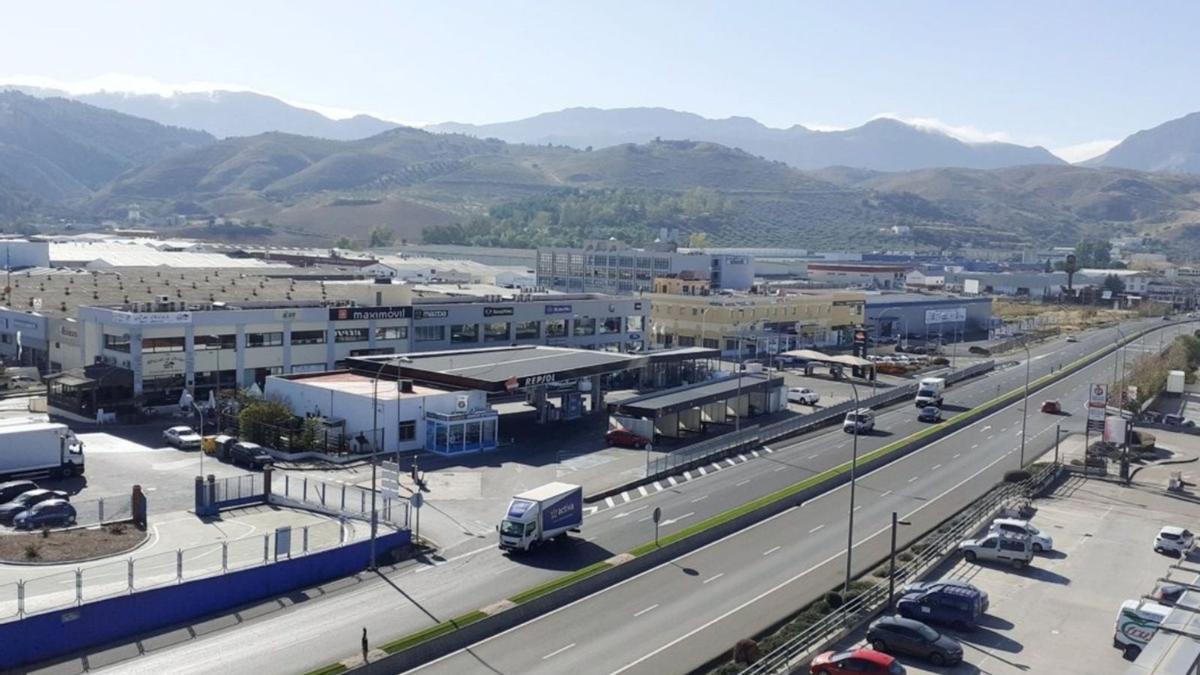 Antequera representa el eje geográfico de Andalucía y tiene un gran desarrollo industrial.
