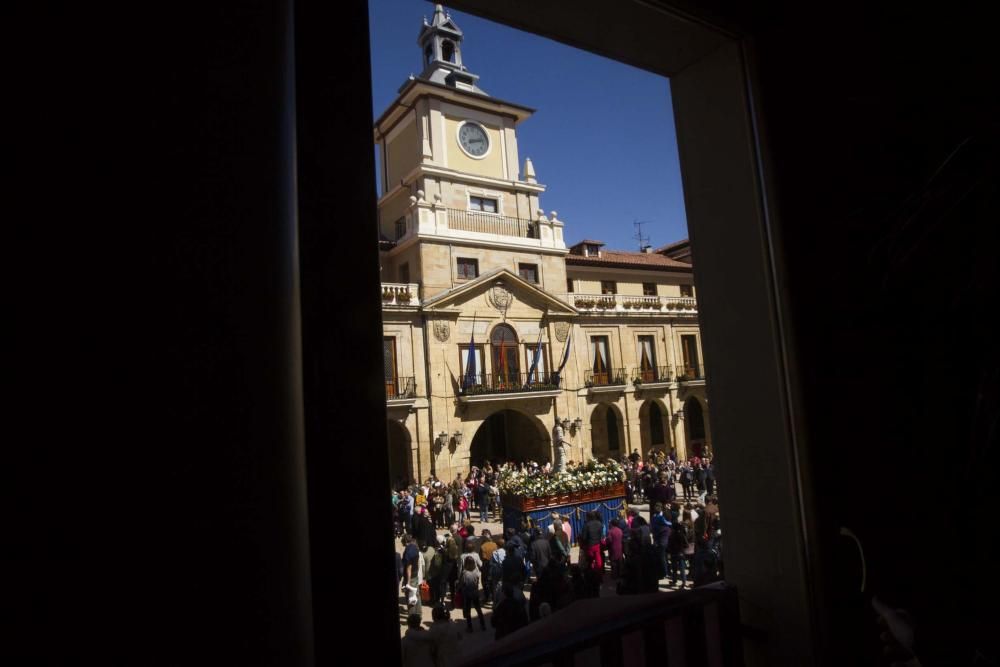 Procesión del Domingo de Resurección en Oviedo