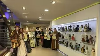 Avilés se asoma a la moda del siglo XVI de la mano de Pedro Menéndez: "Queremos que la exposición siga creciendo"