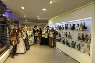 En imágenes: Las muñecas renacentistas toman el Museo de la Historia Urbana de Avilés