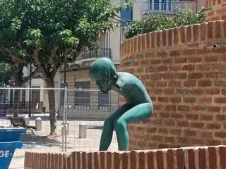 Roban una tercera escultura de Manolo Boix en la fuente vandalizada de Albalat de la Ribera