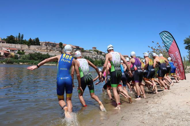 GALERÍA: Las mejores imágenes del Campeonato Regional Juvenil de Sprint en el Triatlón Ciudad de Zamora