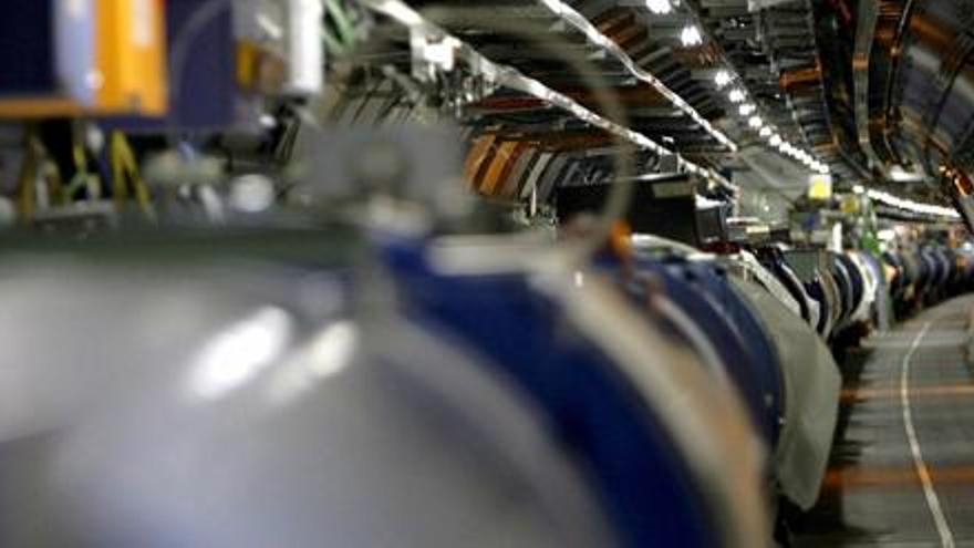 El acelerador del CERN volverá a buscar la &quot;partícula de Dios&quot;