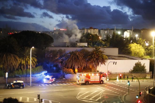 Incendio en el antiguo Club Financiero de A Coruña