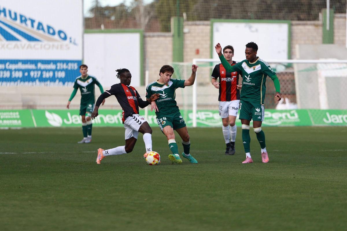 Fotogalería: las imágenes del Cacereño - Arenas Club