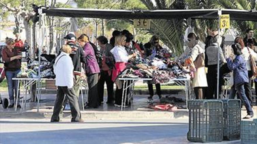 Vinaròs cambia la ubicación del mercadillo por quejas vecinales