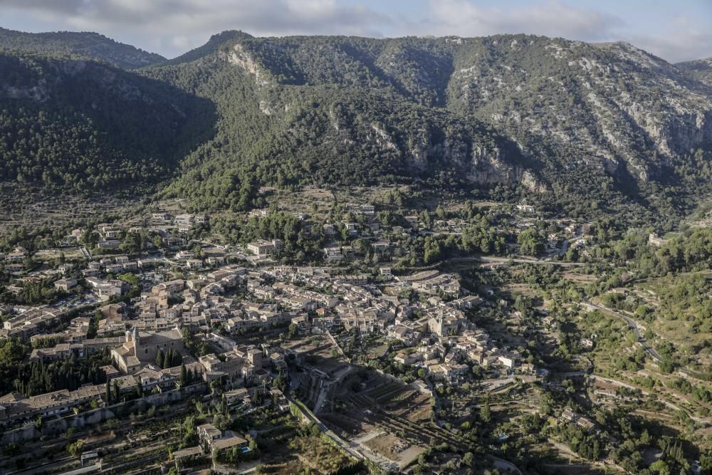 Mira Mallorca vista desde un helicóptero