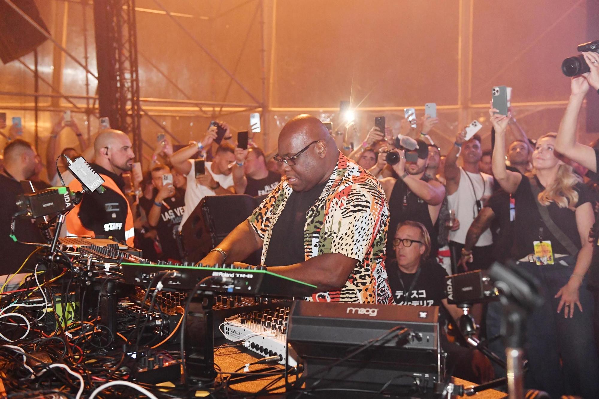 Carl Cox hace vibrar al público del Wake Up en A Coruña