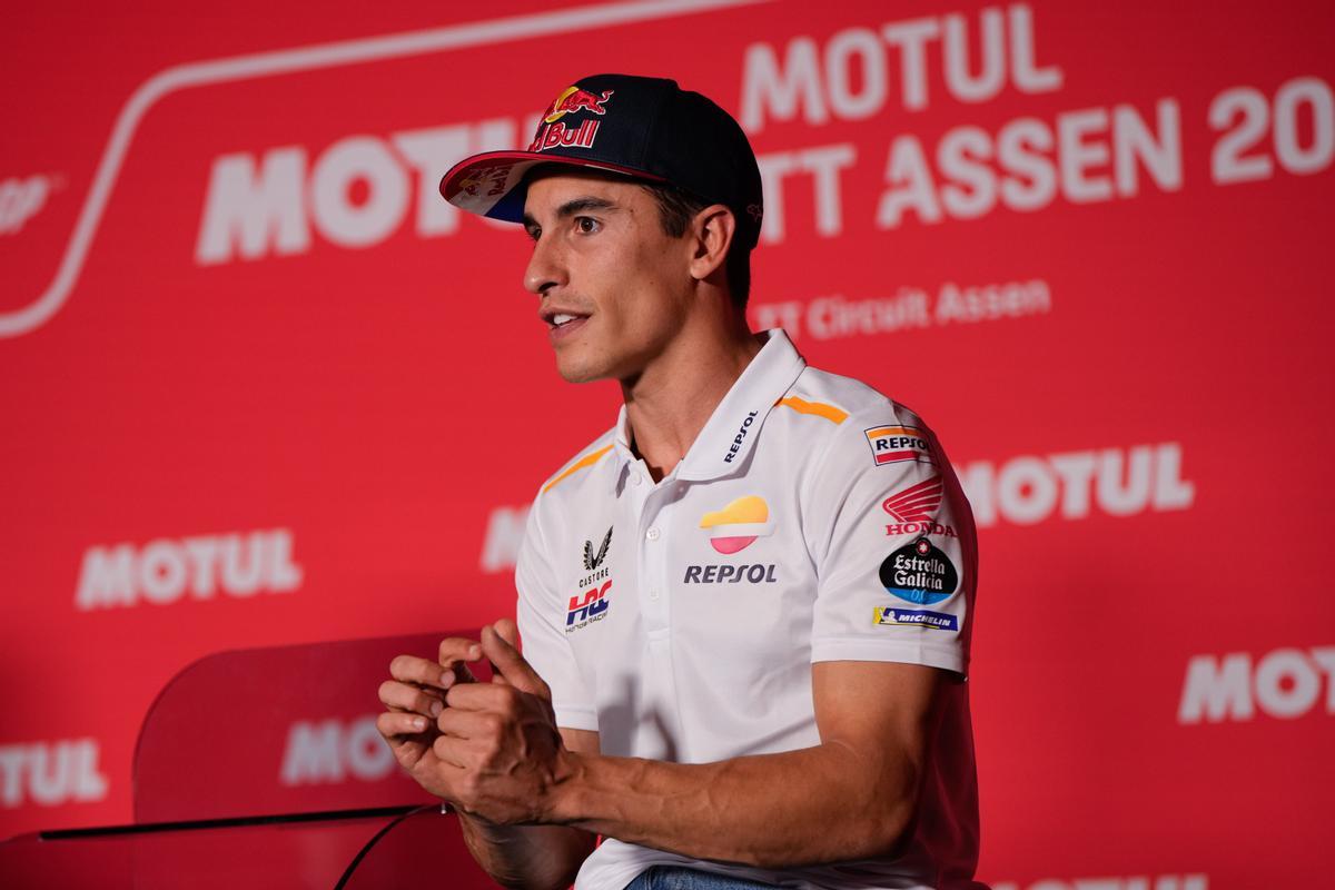 Márquez: «El meu compromís amb Honda és total i la prova és que soc aquí, fins i tot lesionat» Márquez: «El meu compromís amb Honda és total i la prova és que soc aquí, fins i tot lesionat»
