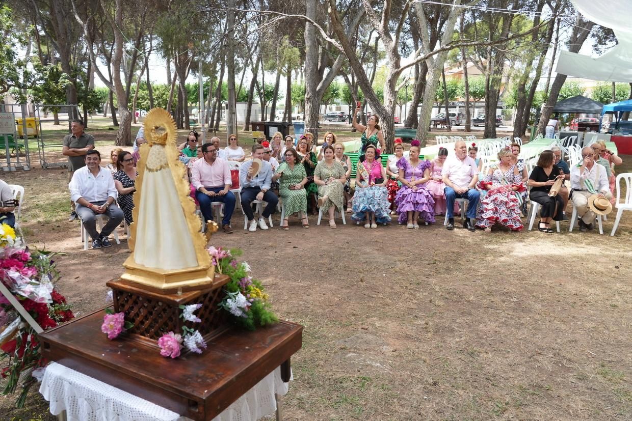 Vila-real exhibe devoción por la Virgen del Rocío en El Termet