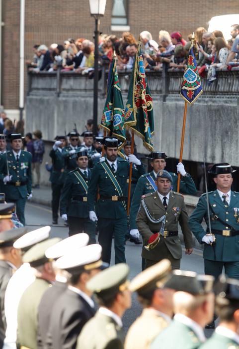 Acto del Día de la Hispanidad en el cuartel de El Rubín, en Oviedo