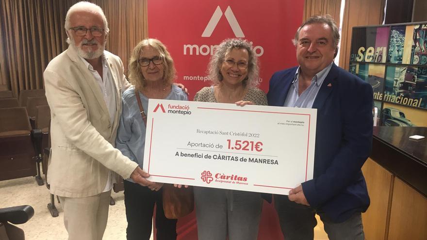 El Montepio lliura a Caritas Manresa 1.521 euros recaptats durant la festa de Sant Cristòfol