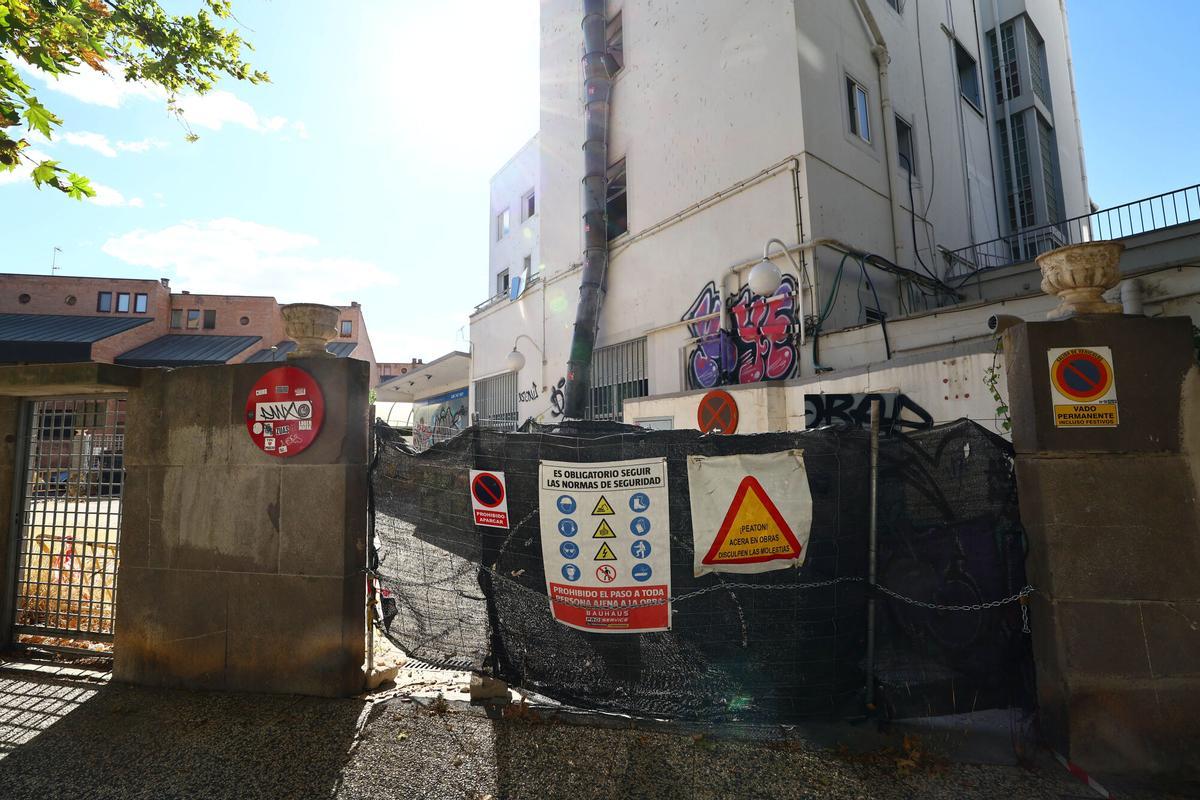 ANTIGUA CLINICA DEL PILAR EN EL PASEO DE RUISEÑORES