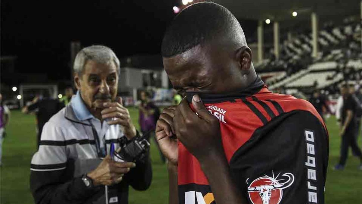 Vinicus Jr. no juega en el Flamengo