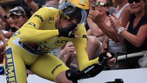 El danés Jonas Vingegaard, durante la contrarreloj del Tour de Francia.EFE/EPA/CHRISTOPHE PETIT TESSON