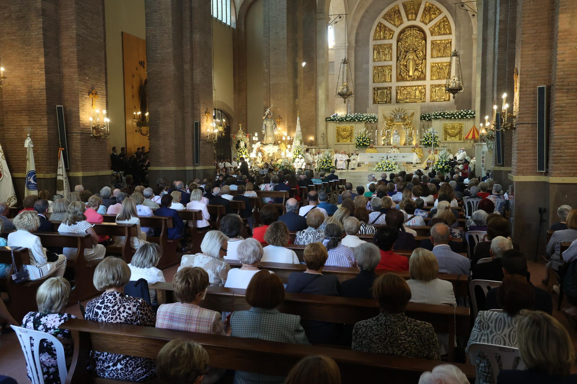 Las imágenes de la misa y la procesión del día de Sant Pasqual en Vila-real