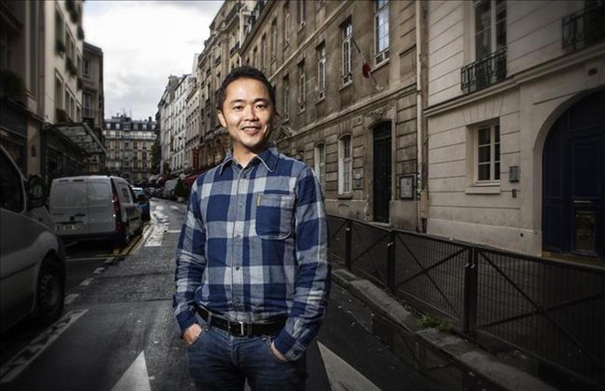 Masuda, en un carrer de París, fa unes setmanes. Masuda, en un carrer de París, fa unes setmanes.