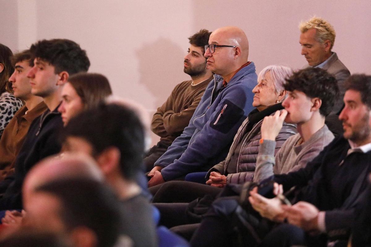 Girona. Casa Cultura. Acte electoral Joan Laporta (president del Barça FCB). Candidatura Defensem el Barça.