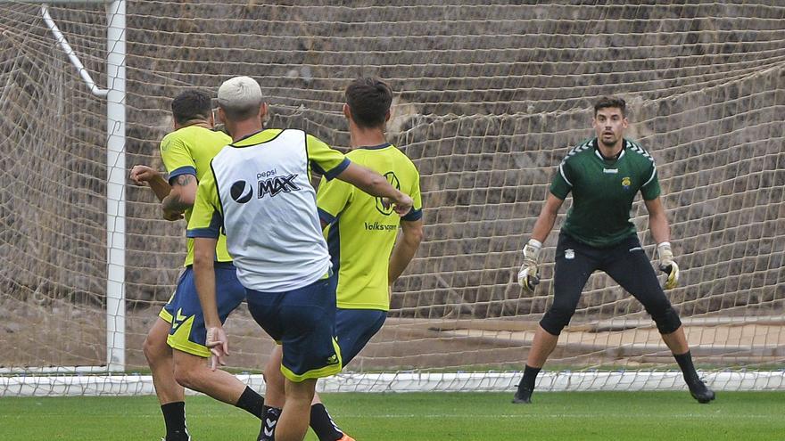Raúl Fernández responde bien y confía en recuperar su sitio - La Provincia - Vimarsana News