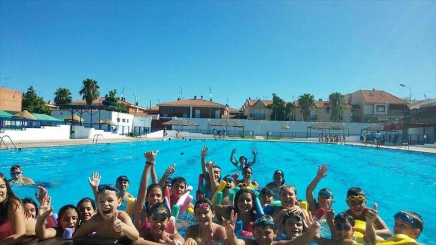 La piscina de verano programa su apertura para el lunes 12 de junio