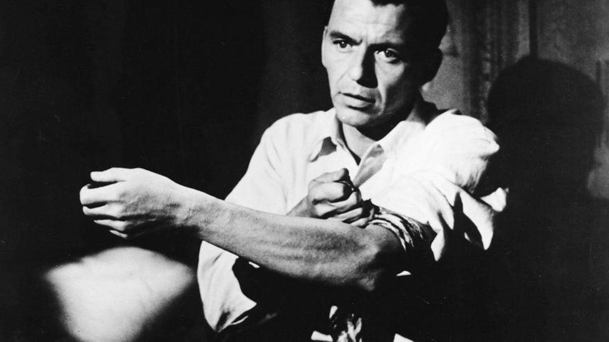 'El hombre del brazo de oro' (1955), un filme dirigido por Otto Preminger con Frank Sinatra, Eleanor Parker y Kim Novak.
