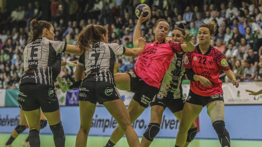 Primer Festa d&#039;Elx internacional en balonmano