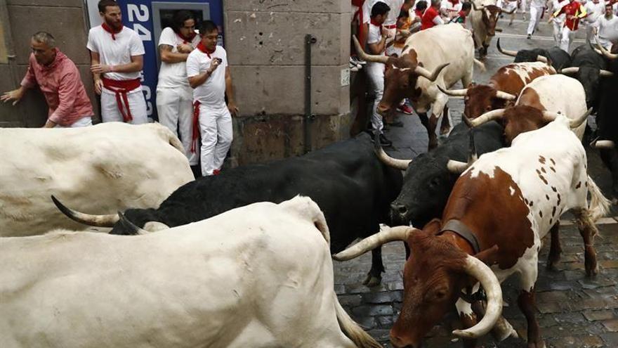 Al menos dos heridos en el encierro más rápido de sanfermines