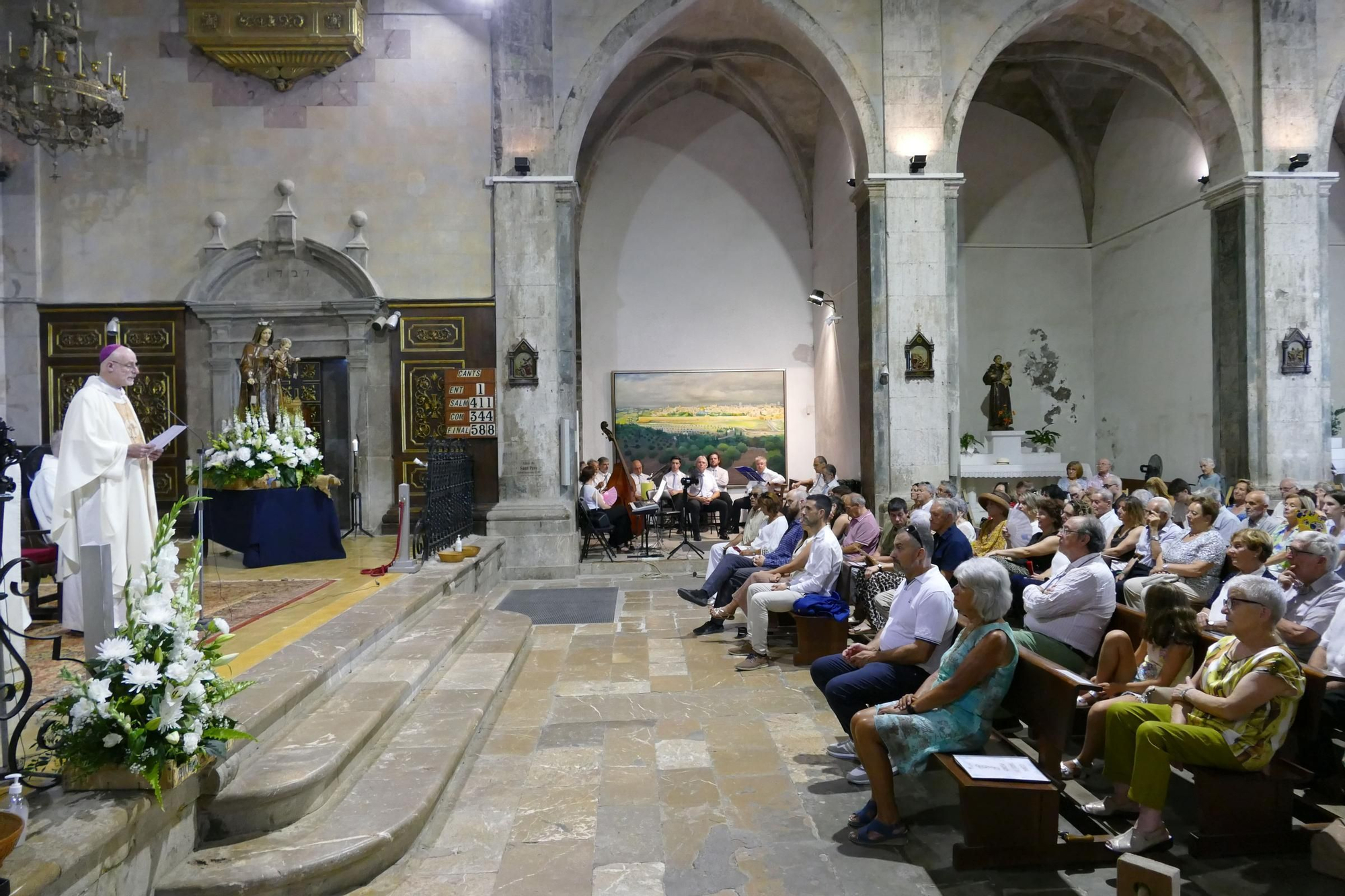 L'Escala commemora la Festa del Carme amb un sentit homenatge a les persones grans i a les seves arrels marineres