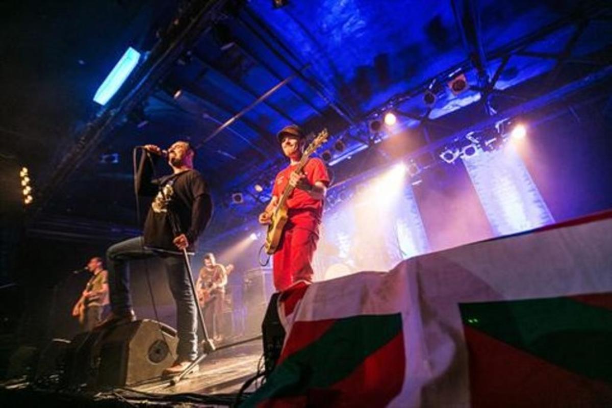 La banda Vendetta, que participarà en el concert d’aniversari. A la dreta, el grup Governors. La banda Vendetta, que participarà en el concert d’aniversari. A la dreta, el grup Governors.