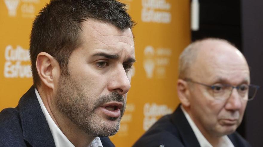 Luis Arbalejo: &quot;La mayoría de los nuevos no entienden por qué se aplaude al rival en La Fonteta o se les silba durante los partidos&quot;