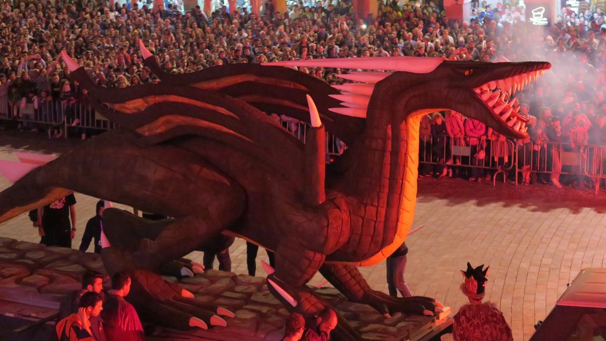 El dragón, en una edición anterior de la fiesta.