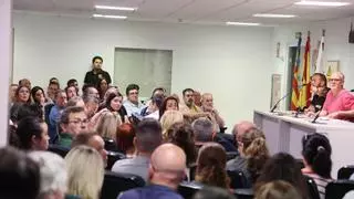 Las hogueras y barracas dan dos semanas al gobierno de Barcala para que cumpla una decena de exigencias sobre ayudas y directrices de seguridad