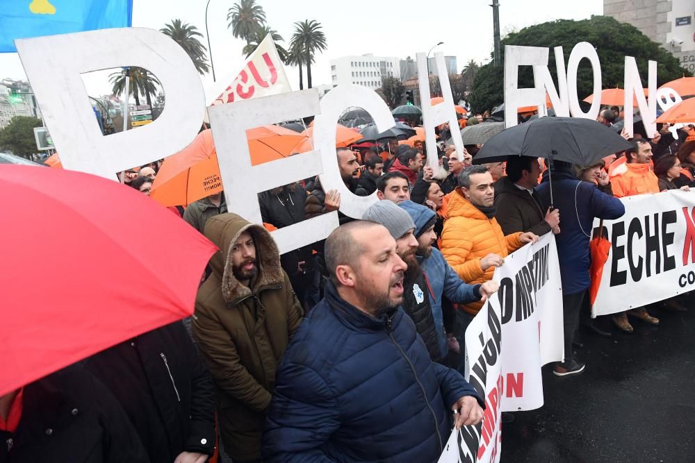 Concentración de trabajadores de Alcoa en A Coruña