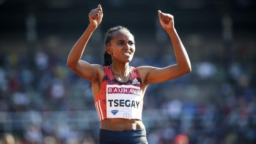 La etíope Gudaf Tsegay bate el récord mundial de 1.500 bajo techo