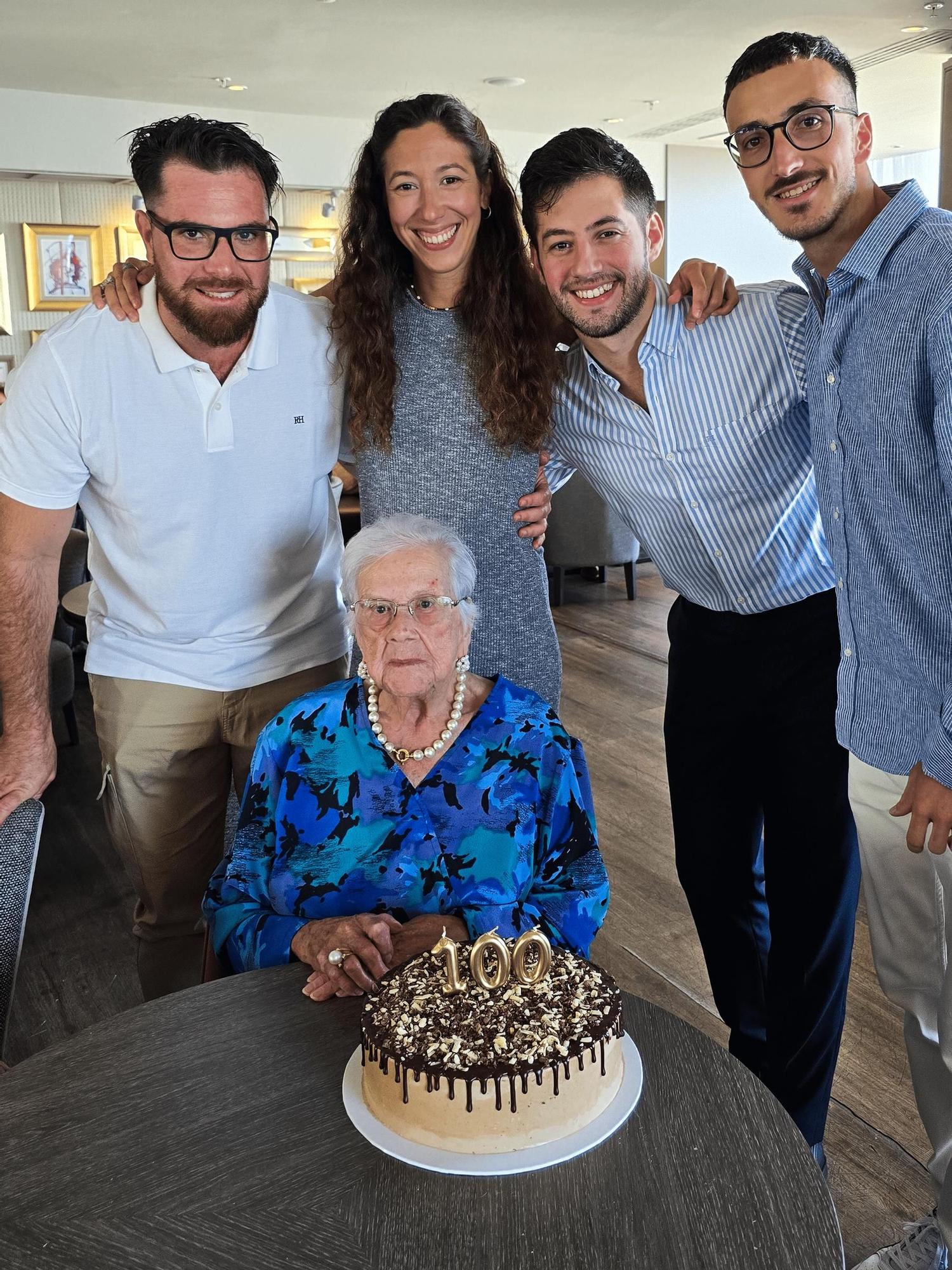 Lola Chirino, ciudadana centenaria de La Isleta