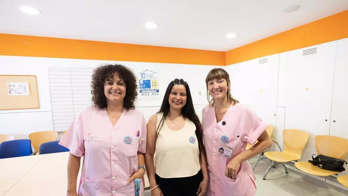 Primera donación de leche materna en el hospital de Ibiza