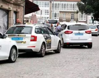 El Concello consultará al sector sobre el aumento de las licencias de taxi