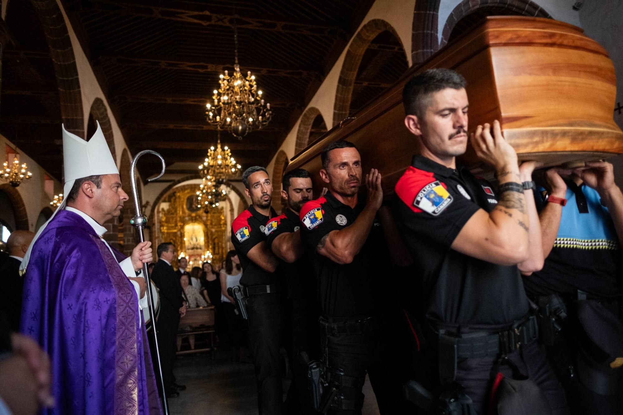 Funeral de Manuel Hermoso en Santa Cruz de Tenerife.