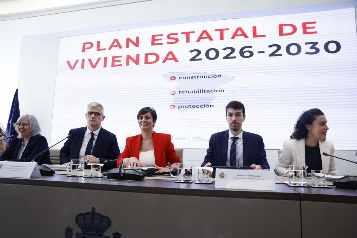 El PP i el PSOE segellen el seu primer pacte en vivenda de la legislatura amb l’objectiu de mobilitzar 7.000 milions d’euros