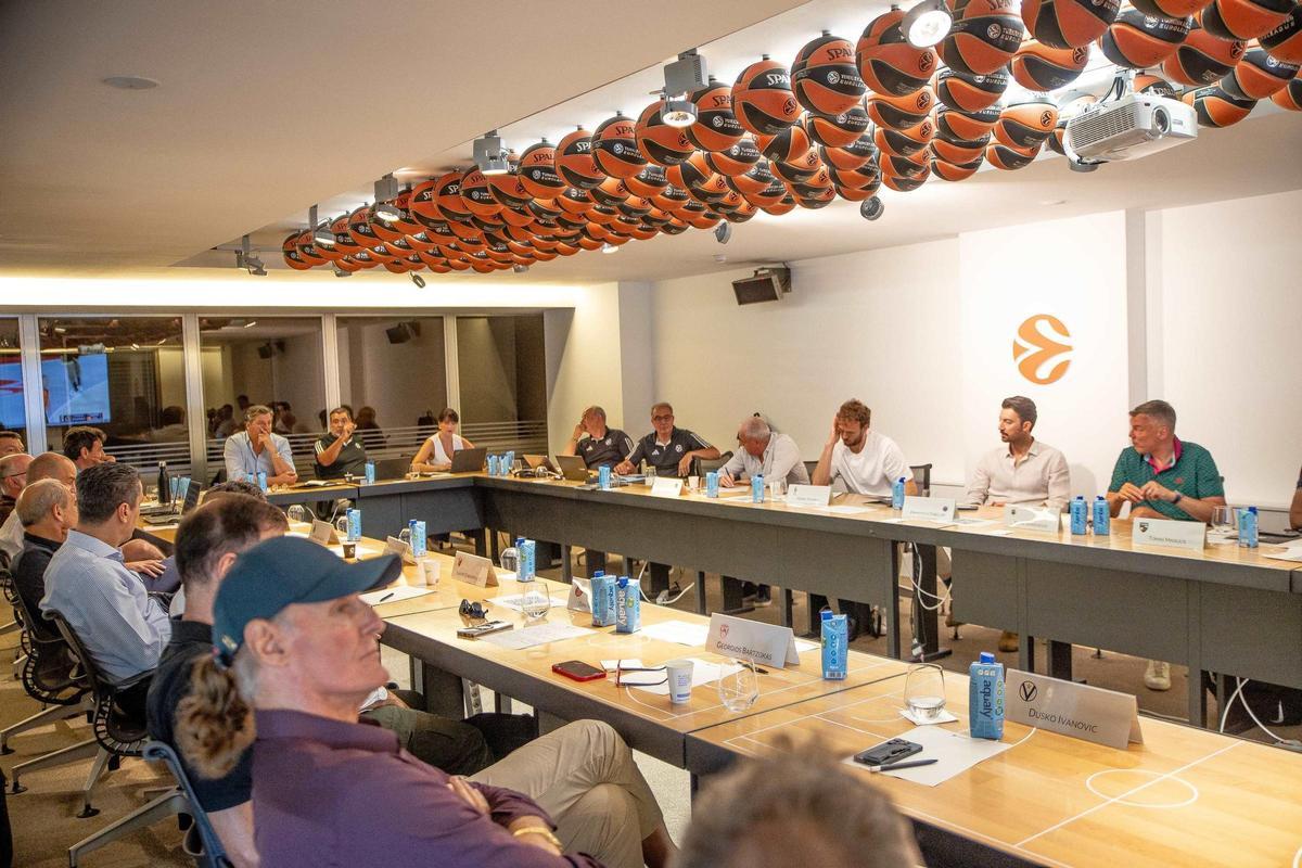 In the meeting arbitral issues have been discussed for the next campaign