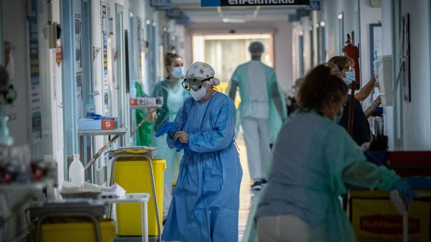 El HUC: a la cola de los hospitales canarios en listas de espera