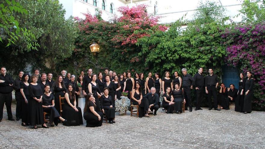 El Coro de Ópera de Córdoba y la Camerata Gala interpretan 'Un réquiem alemán de Brahms' bajo la dirección de Alejandro Muñoz