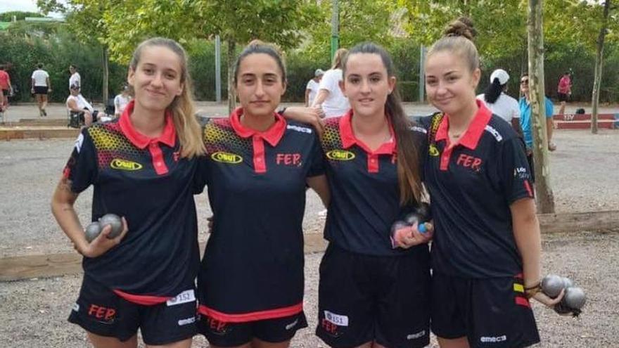 Selección femenina española sub-23, con Rocío Nigorra y Sheila Carrillo en el centro